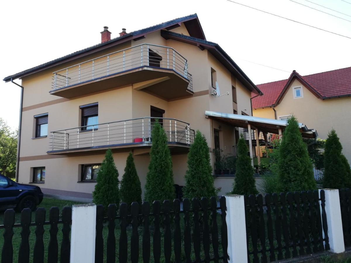 Apartmani Tvins Soko Banja Exteriör bild