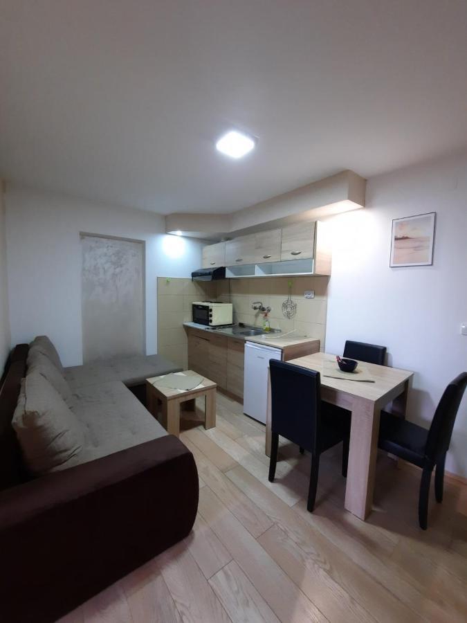 Apartmani Tvins Soko Banja Exteriör bild