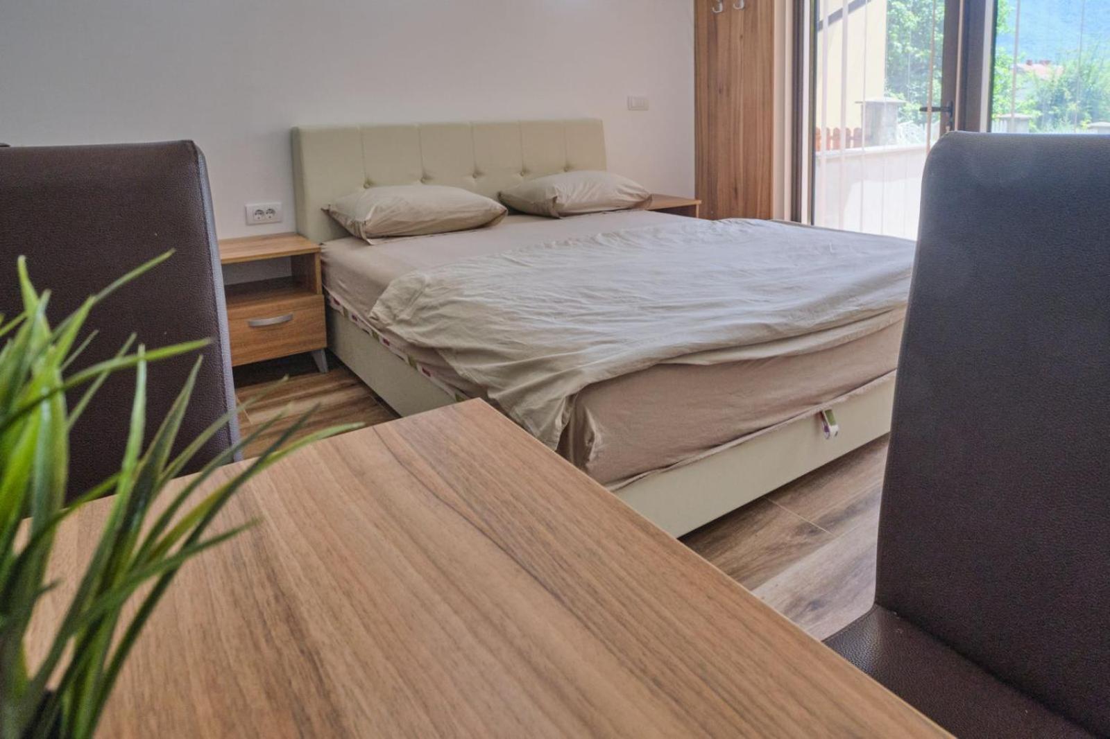 Apartmani Tvins Soko Banja Exteriör bild